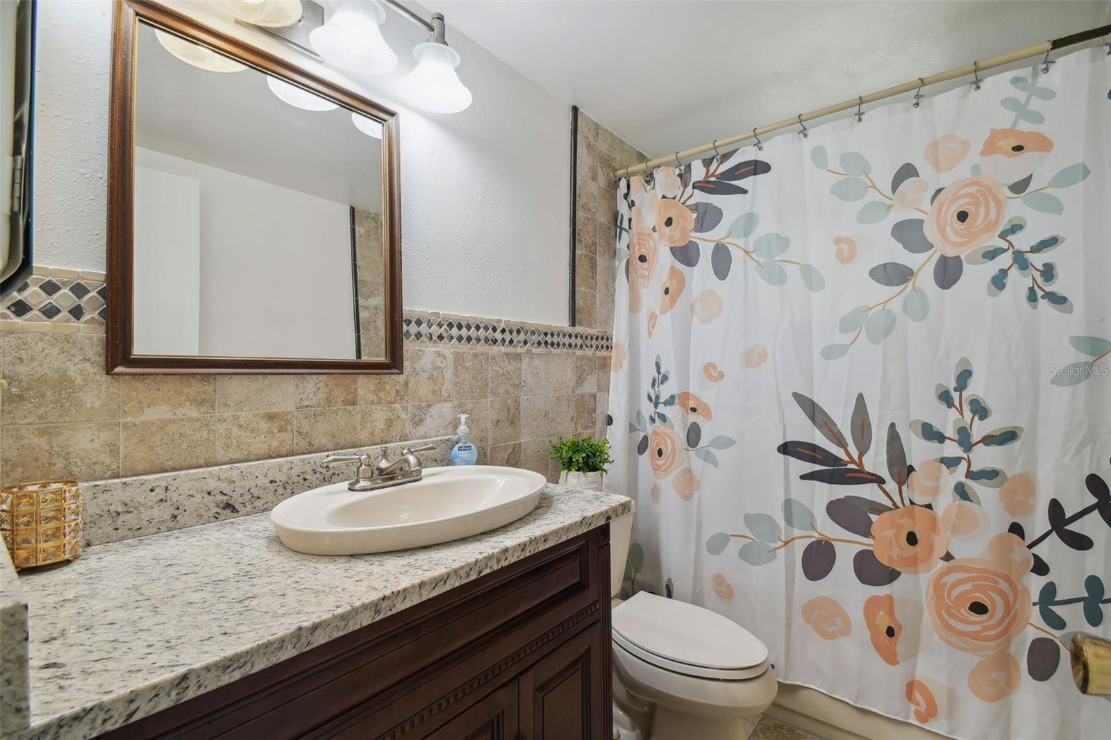 Image 44 of 86 For 6128 Oak Ridge Avenue