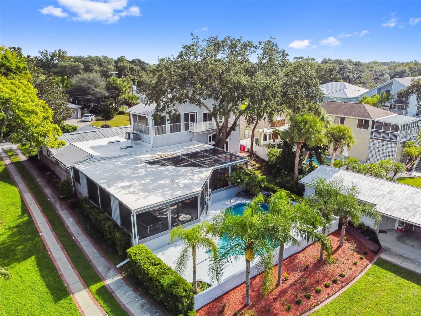 Image 5 of 86 For 6128 Oak Ridge Avenue