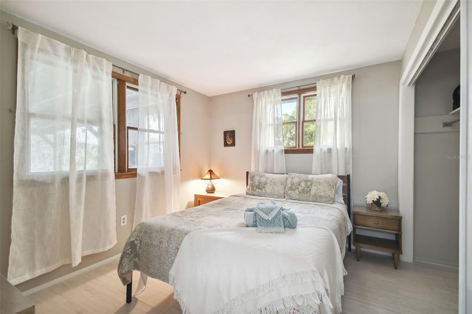 Image 50 of 86 For 6128 Oak Ridge Avenue