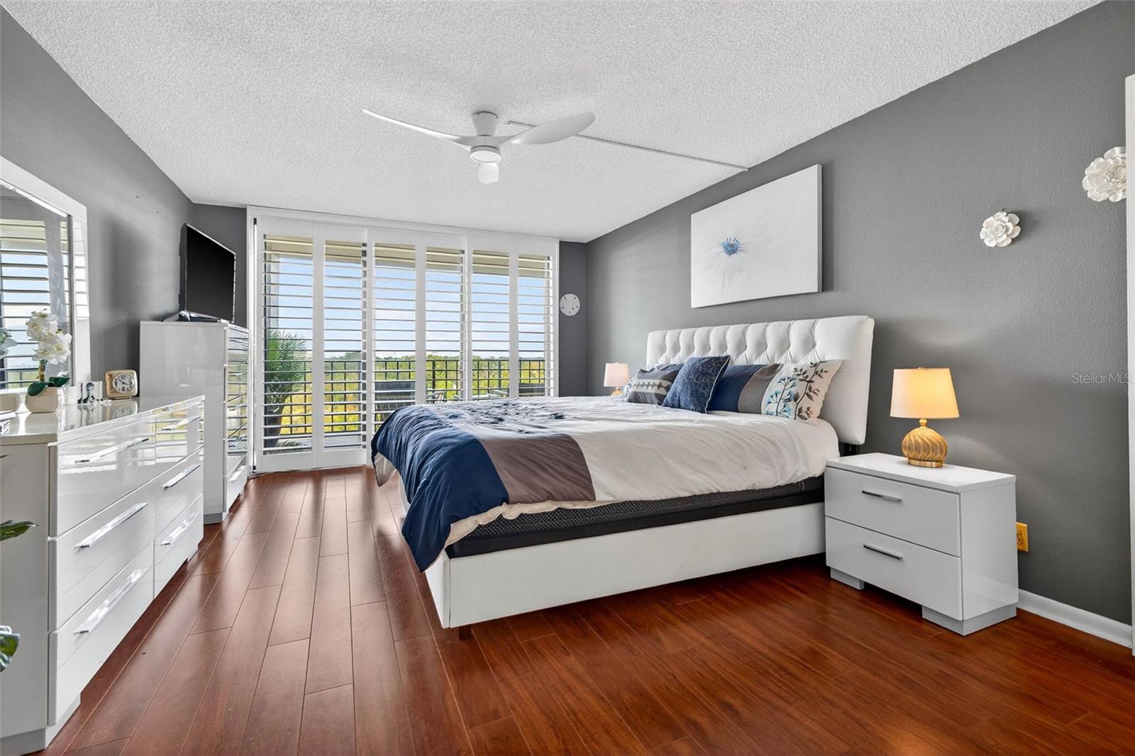 Image 13 of 30 For 220 Belleview Boulevard 804