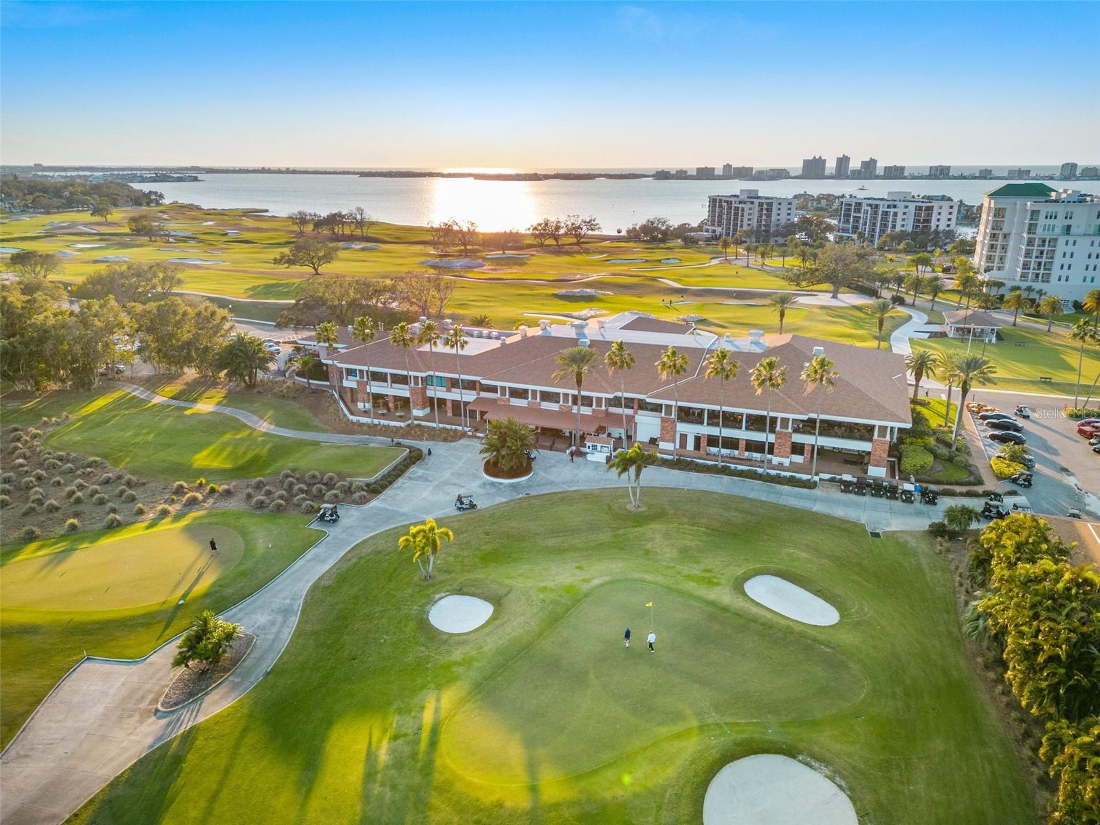 Image 23 of 30 For 220 Belleview Boulevard 804