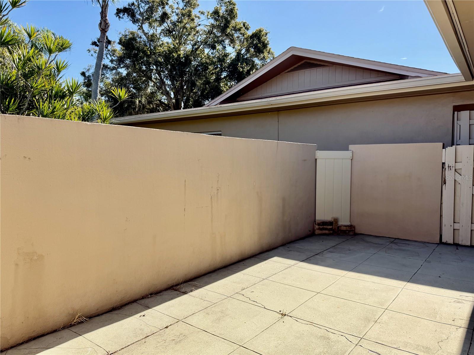 Image 27 of 34 For 2284 Oak Neck Road F