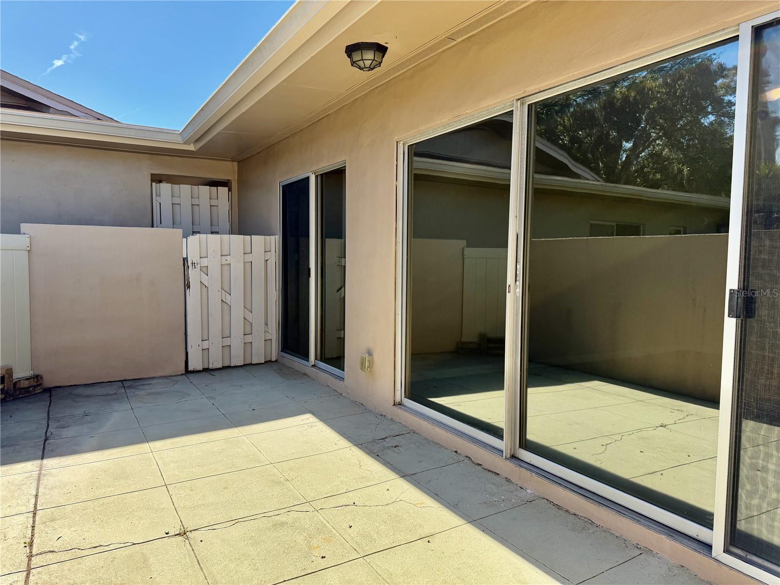 Image 28 of 34 For 2284 Oak Neck Road F