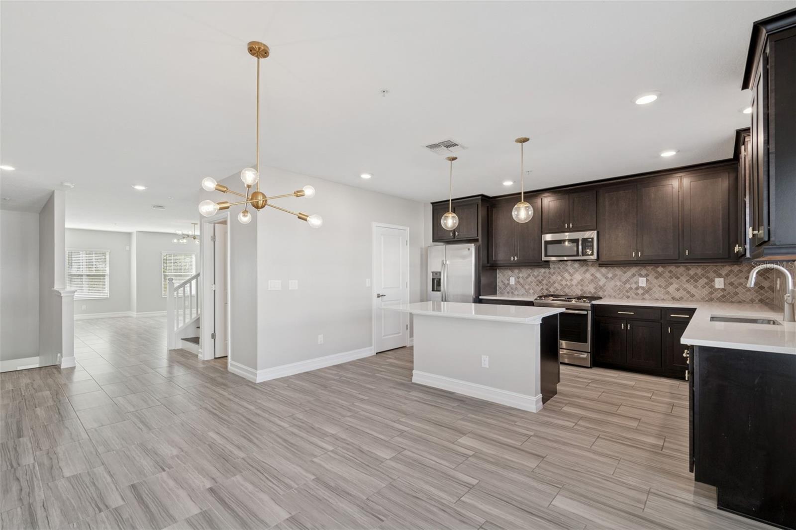 Image 21 of 61 For 4921 Paul Avenue 4