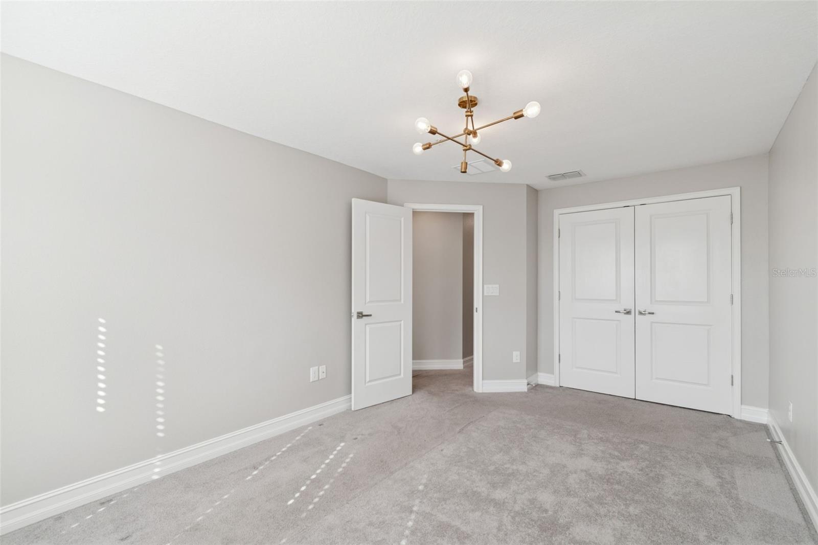 Image 47 of 61 For 4921 Paul Avenue 4