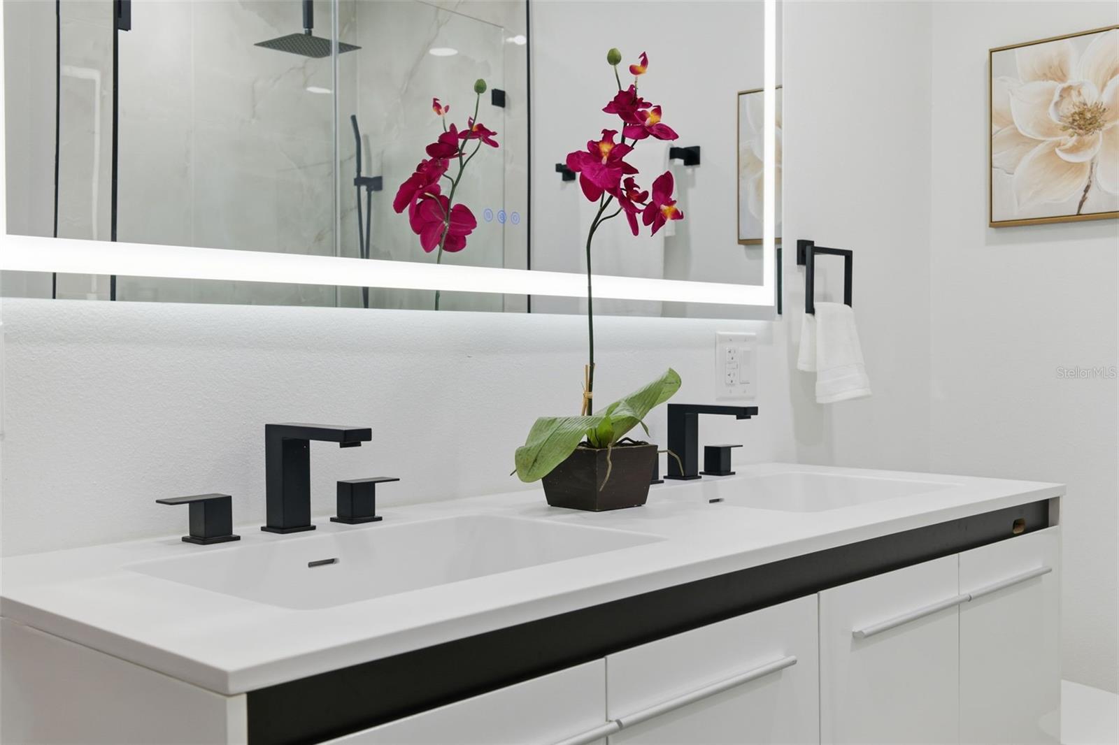 Image 22 of 38 For 4705 Cypress Tree Drive