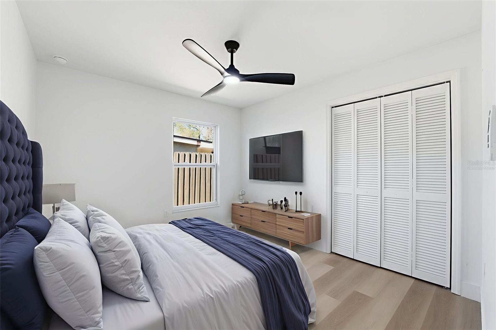 Image 24 of 38 For 4705 Cypress Tree Drive