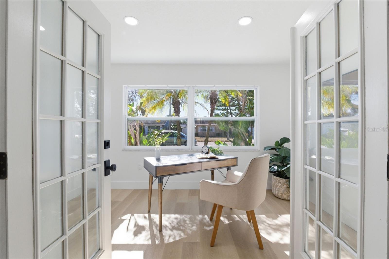 Image 29 of 38 For 4705 Cypress Tree Drive