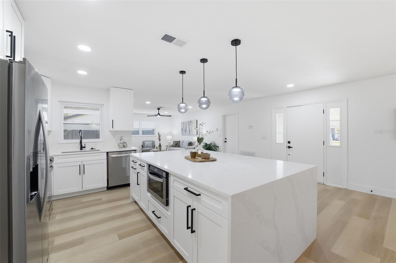 Image 6 of 38 For 4705 Cypress Tree Drive