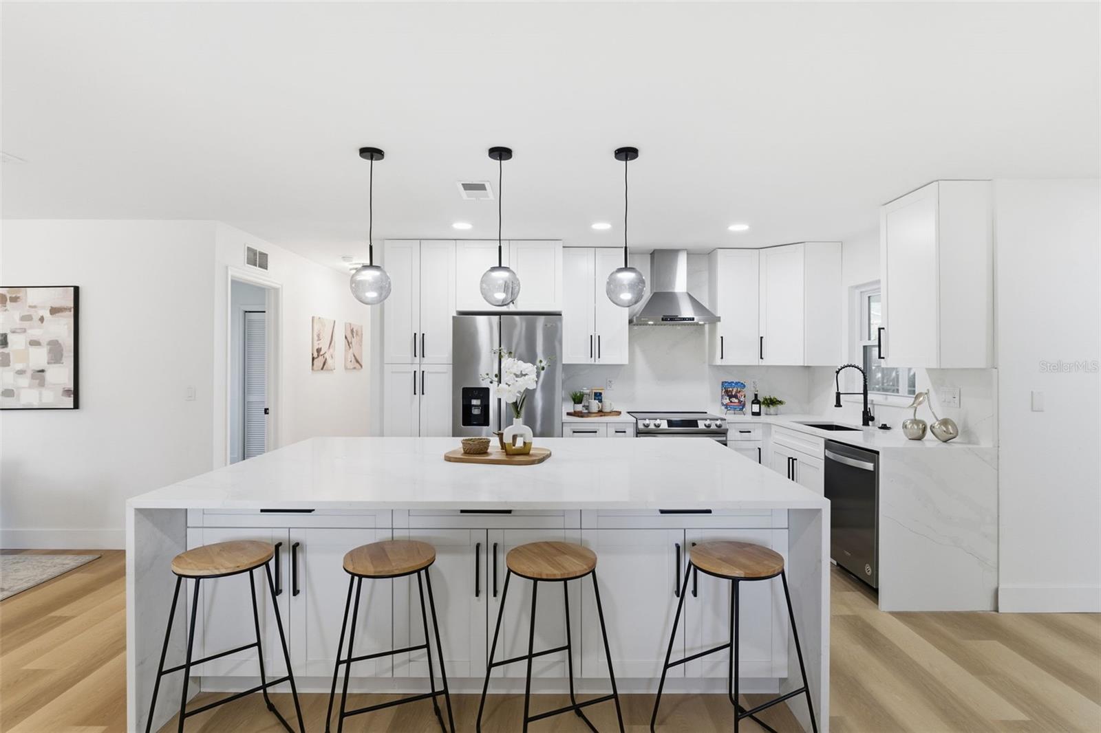 Image 9 of 38 For 4705 Cypress Tree Drive