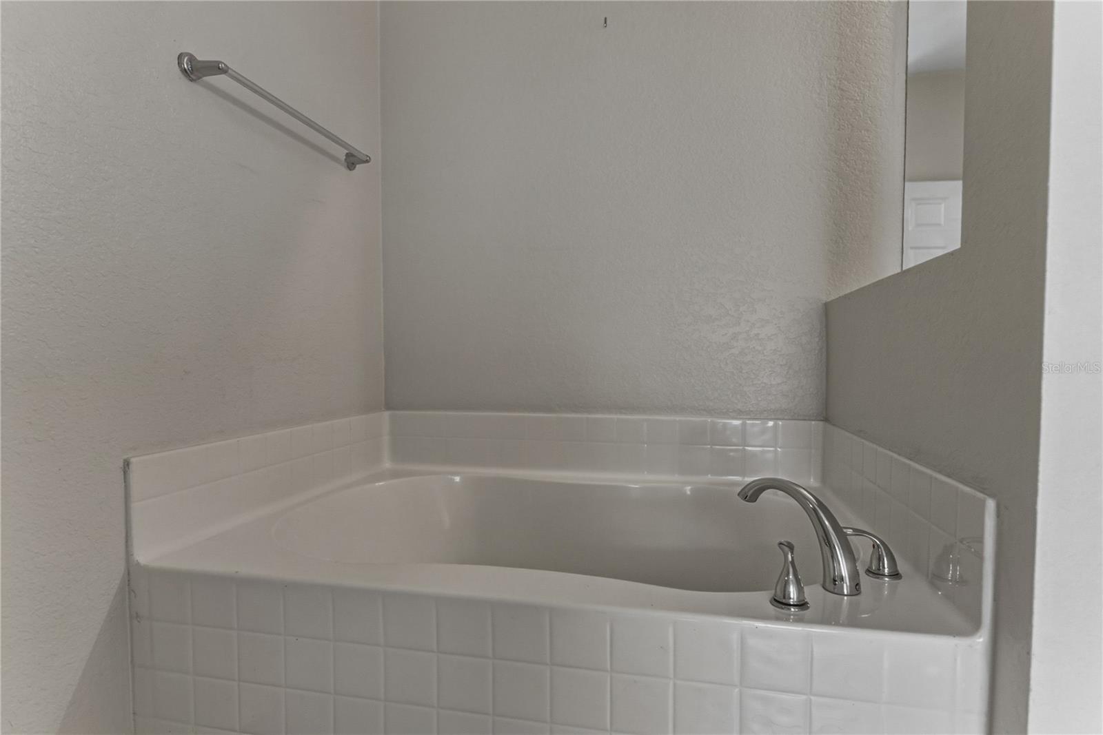 Image 22 of 53 For 1117 Allegheny Lane