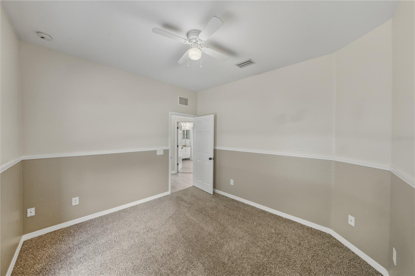 Image 28 of 53 For 1117 Allegheny Lane