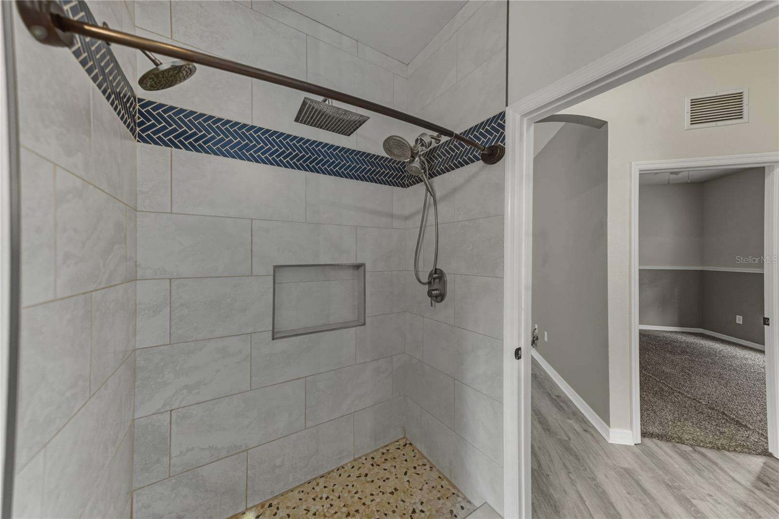 Image 33 of 53 For 1117 Allegheny Lane