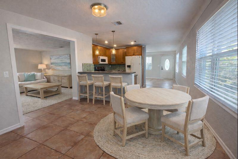 Image 6 of 20 For 5721 10th Avenue N