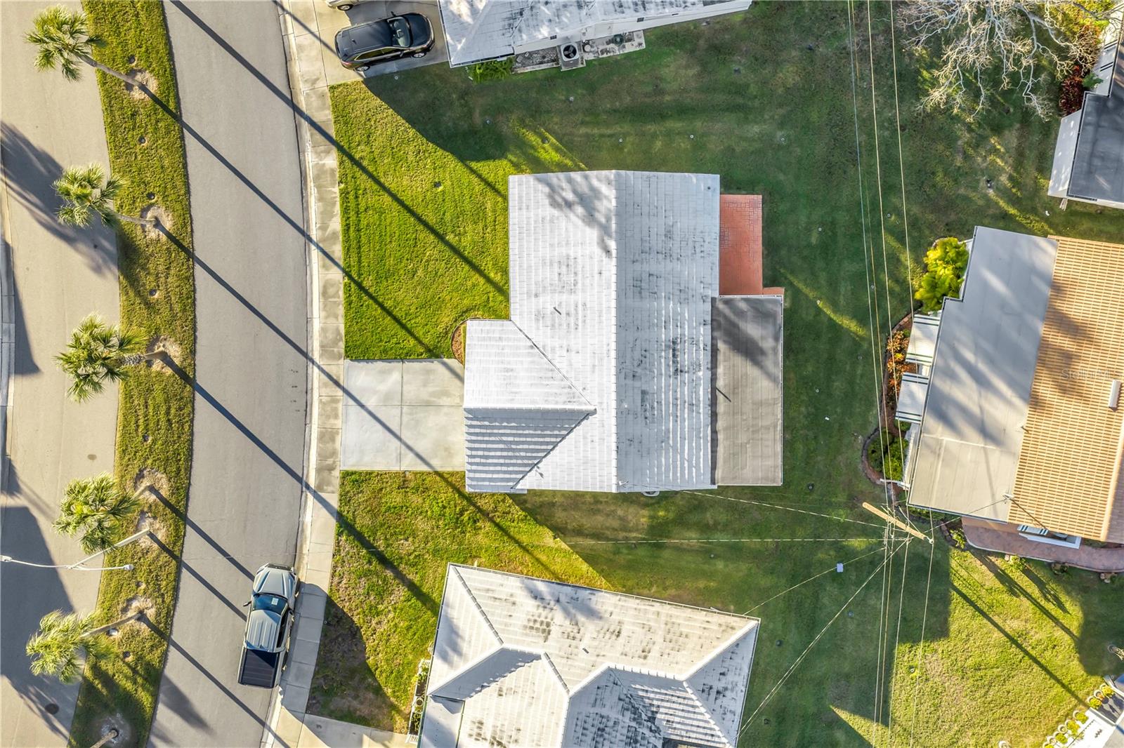 Image 19 of 25 For 9840 Mainlands Boulevard W