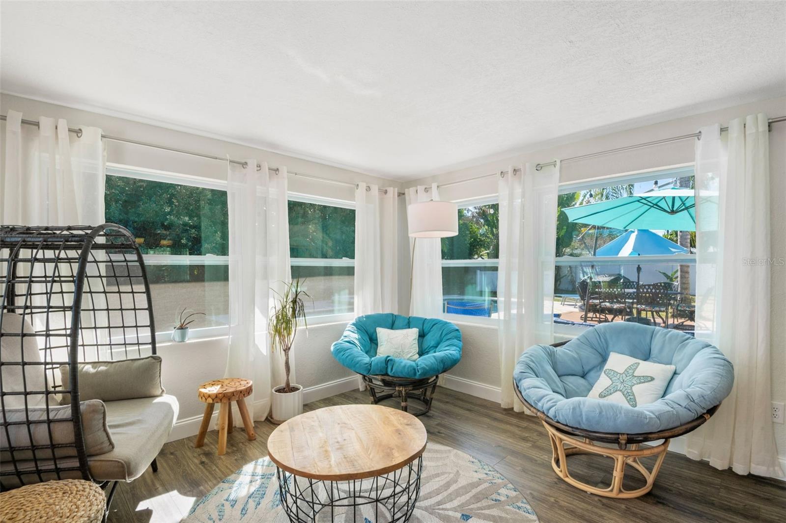 Image 14 of 35 For 1339 Buckingham Drive