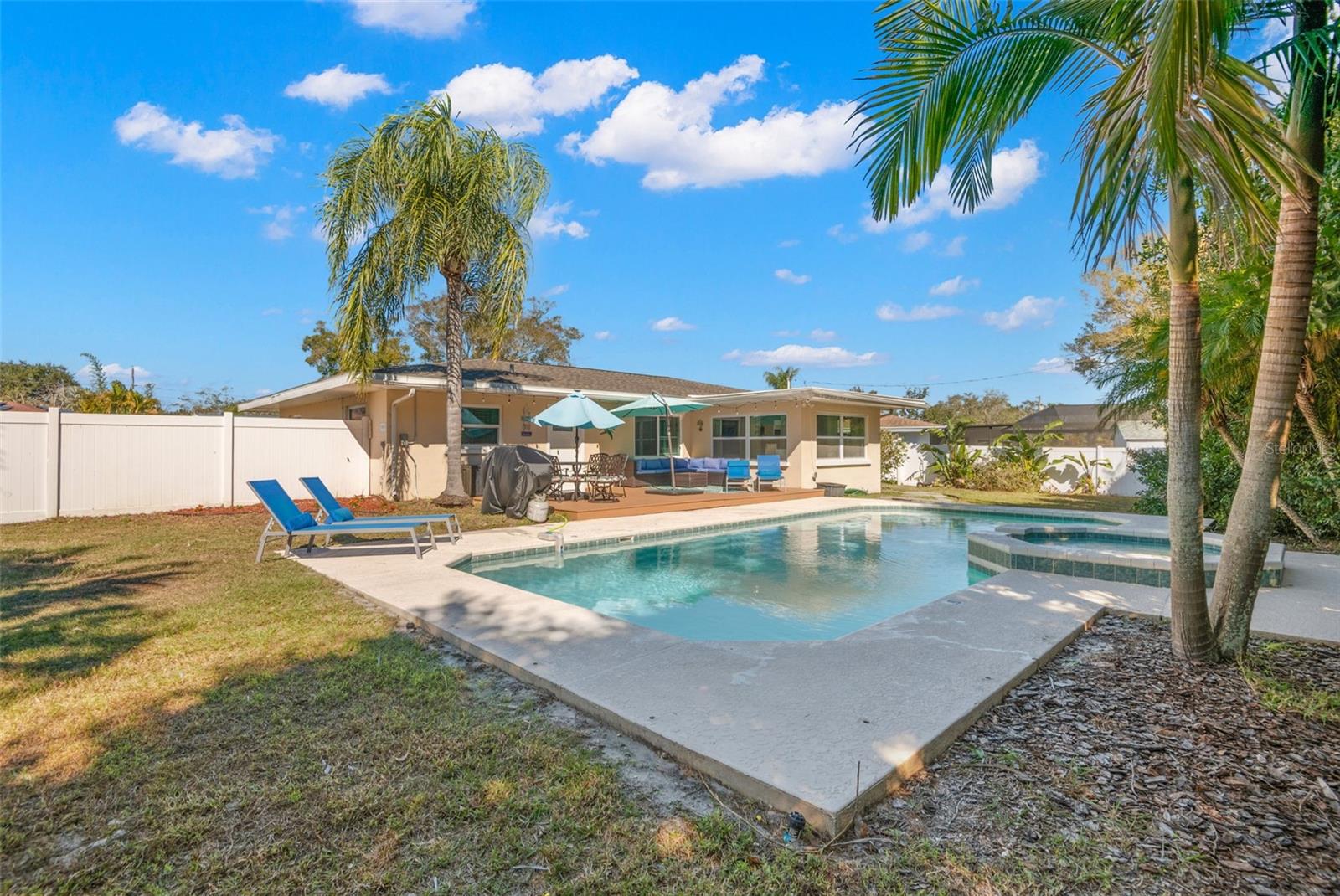 Image 26 of 35 For 1339 Buckingham Drive