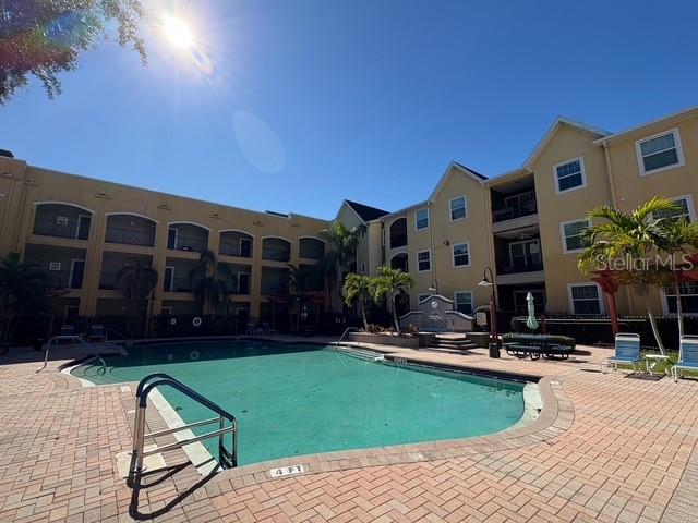 Image 16 of 29 For 1810 E Palm Avenue 7303