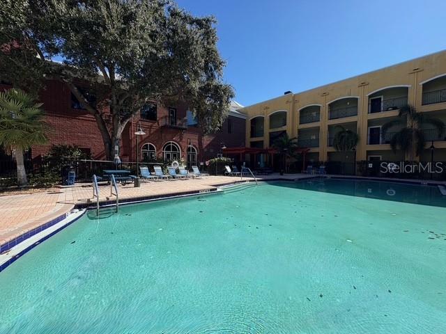 Image 17 of 29 For 1810 E Palm Avenue 7303