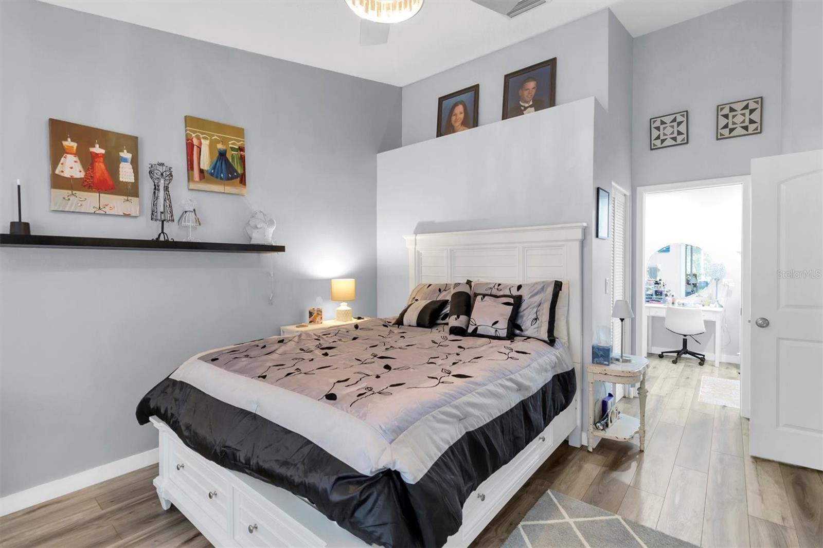 Image 15 of 36 For 3837 Darston Street