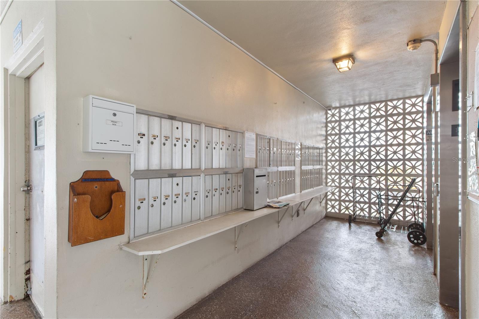 Image 17 of 25 For 1235 Highland Avenue 5-608