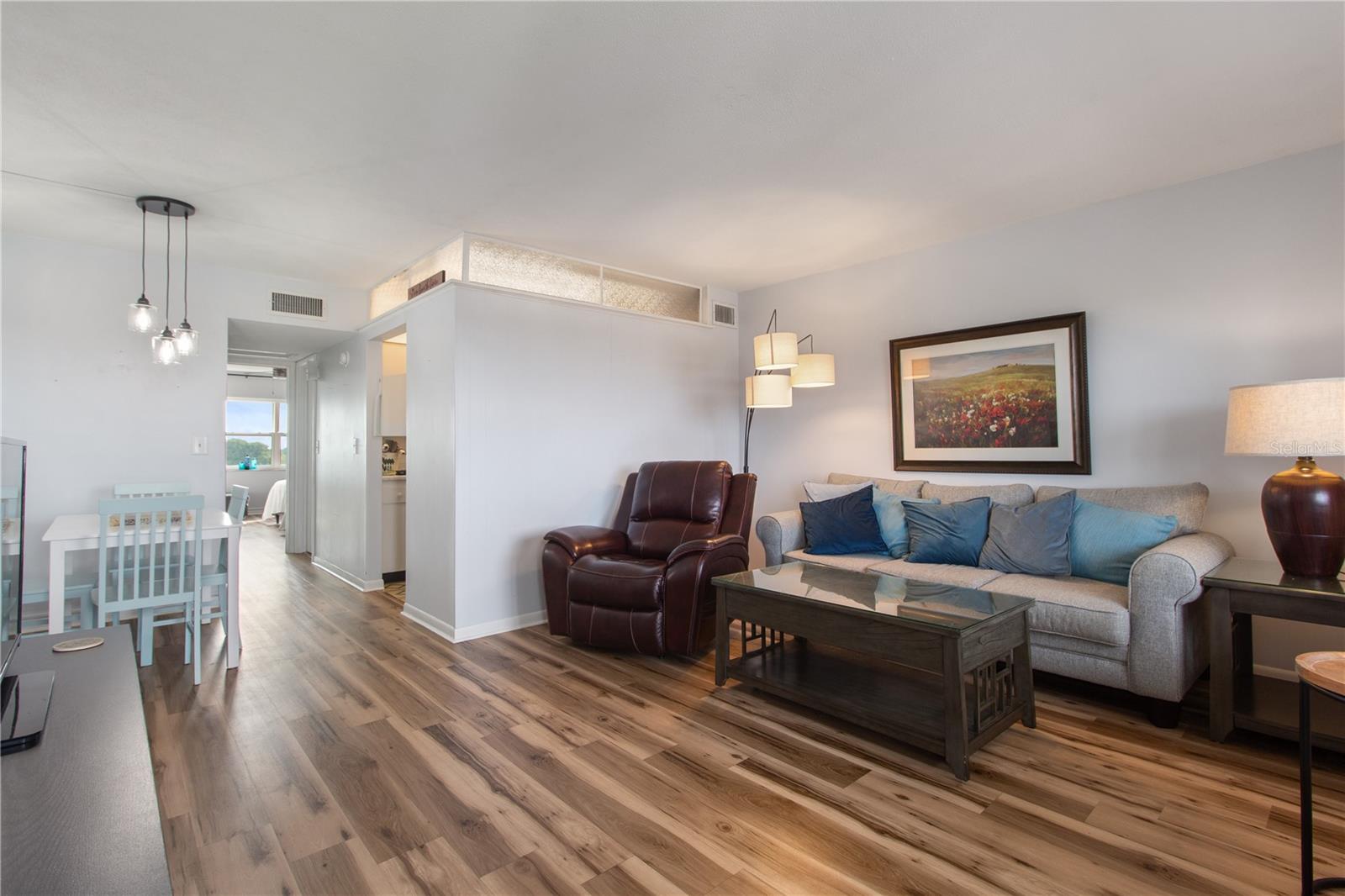 Image 2 of 25 For 1235 Highland Avenue 5-608