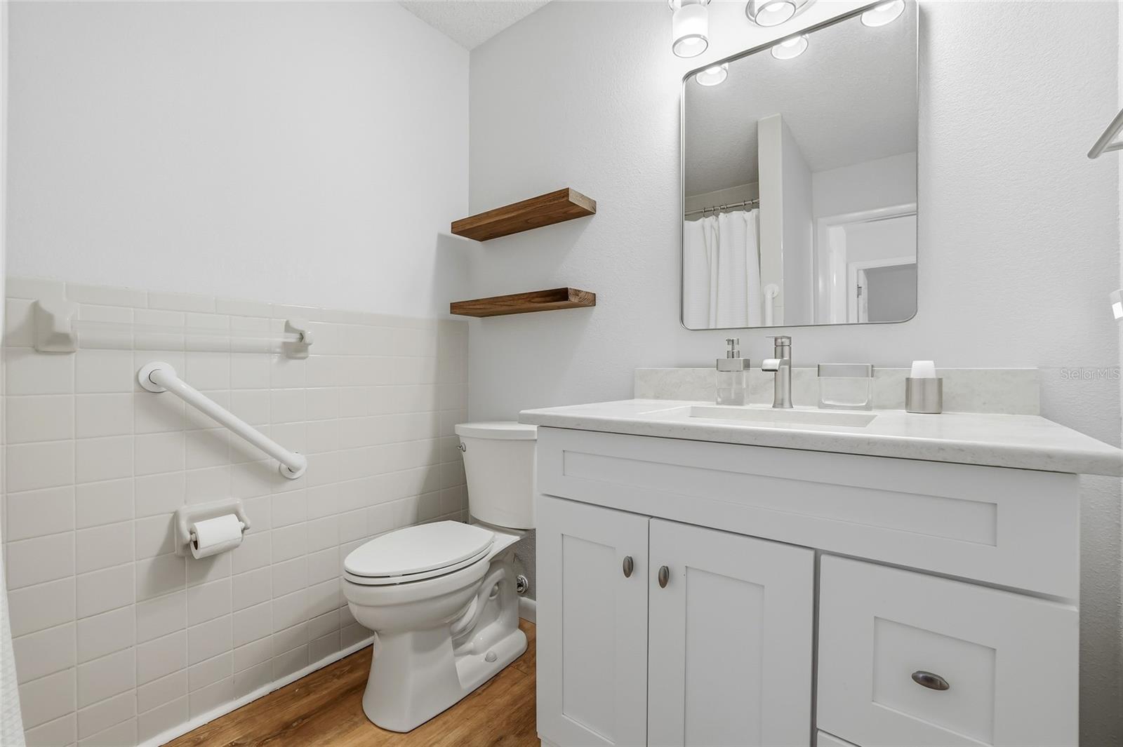 Image 27 of 37 For 37821 Alissa Drive