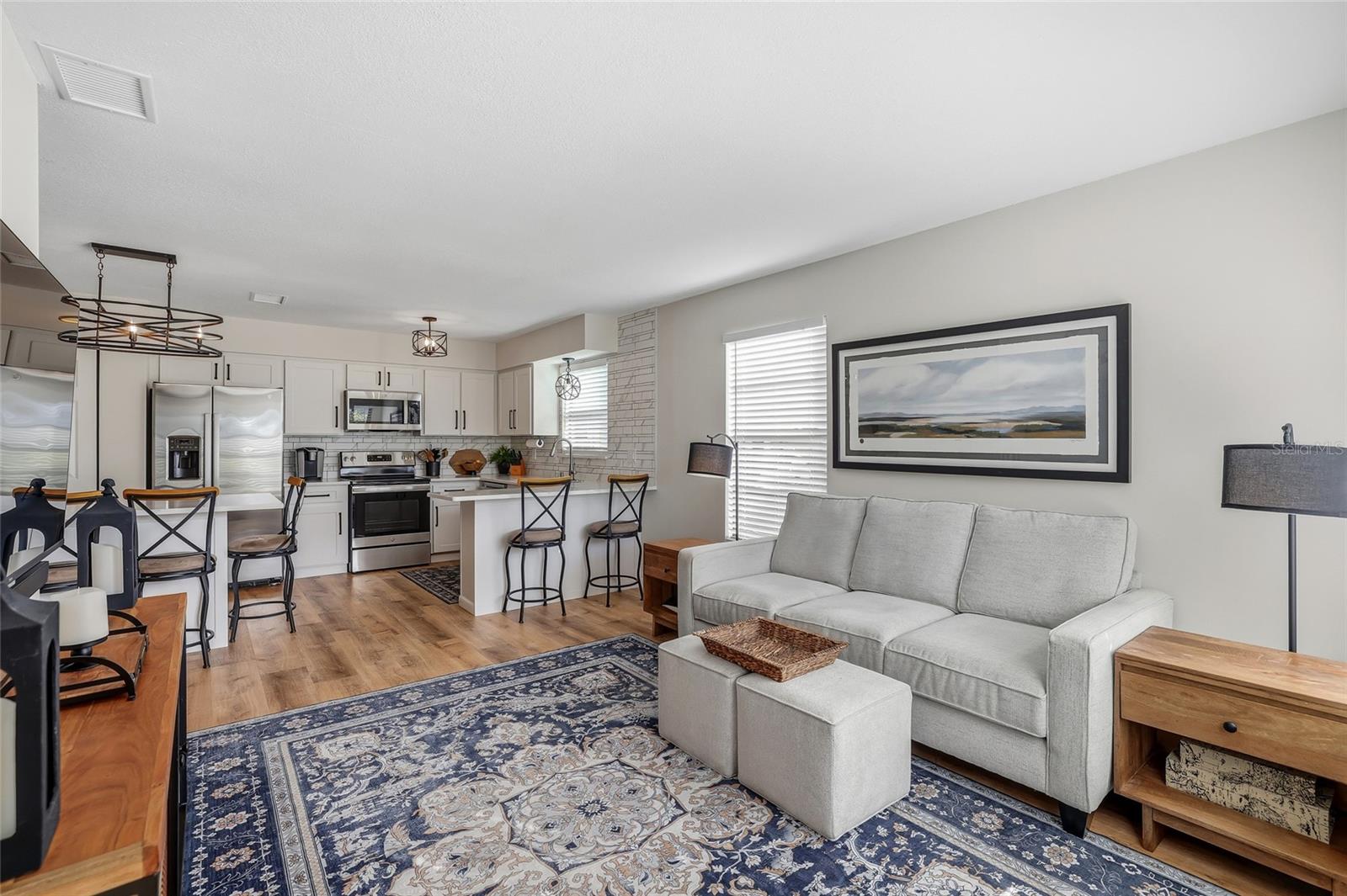 Image 8 of 37 For 37821 Alissa Drive