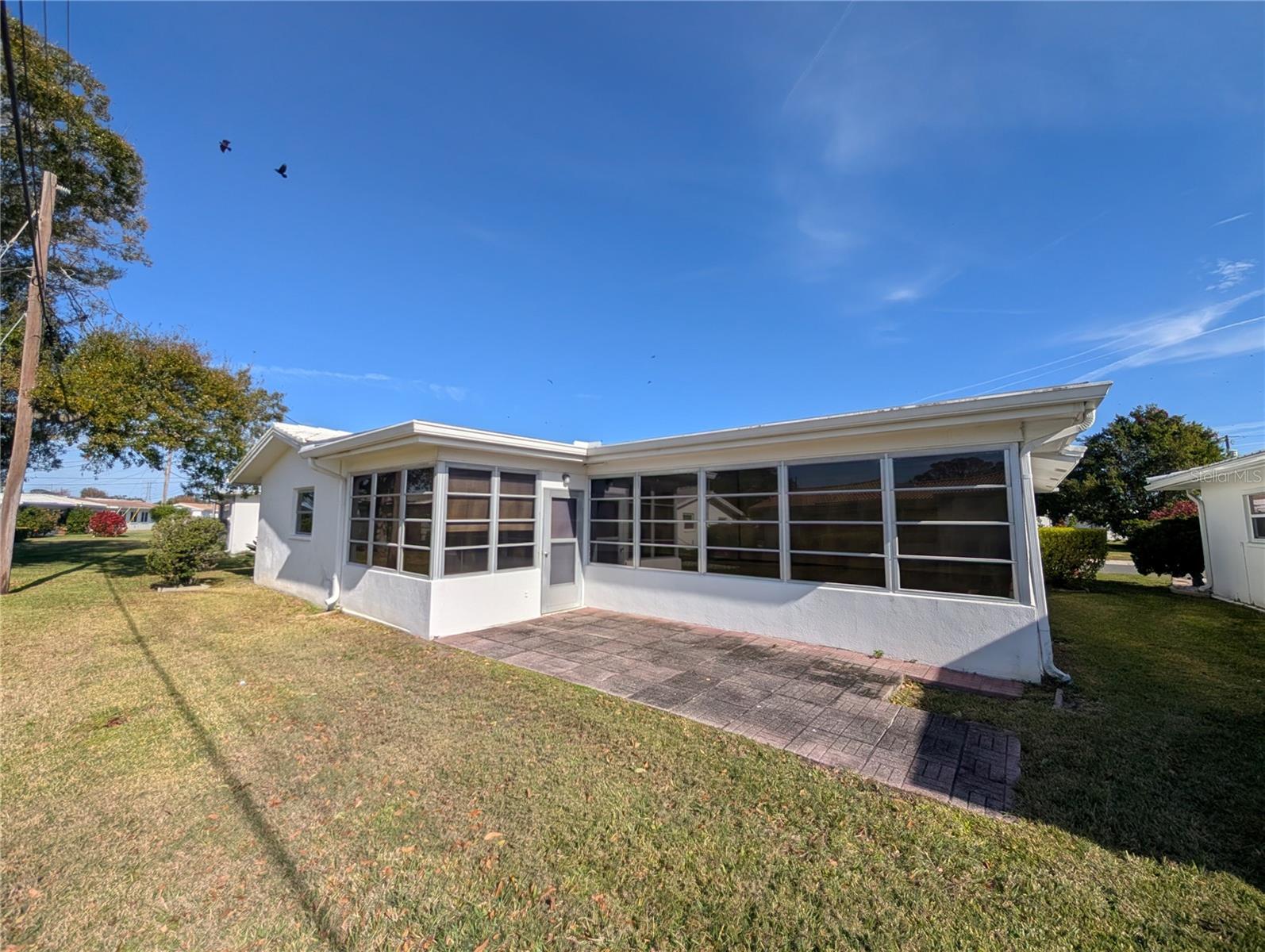 Image 4 of 77 For 9946 39th Way N