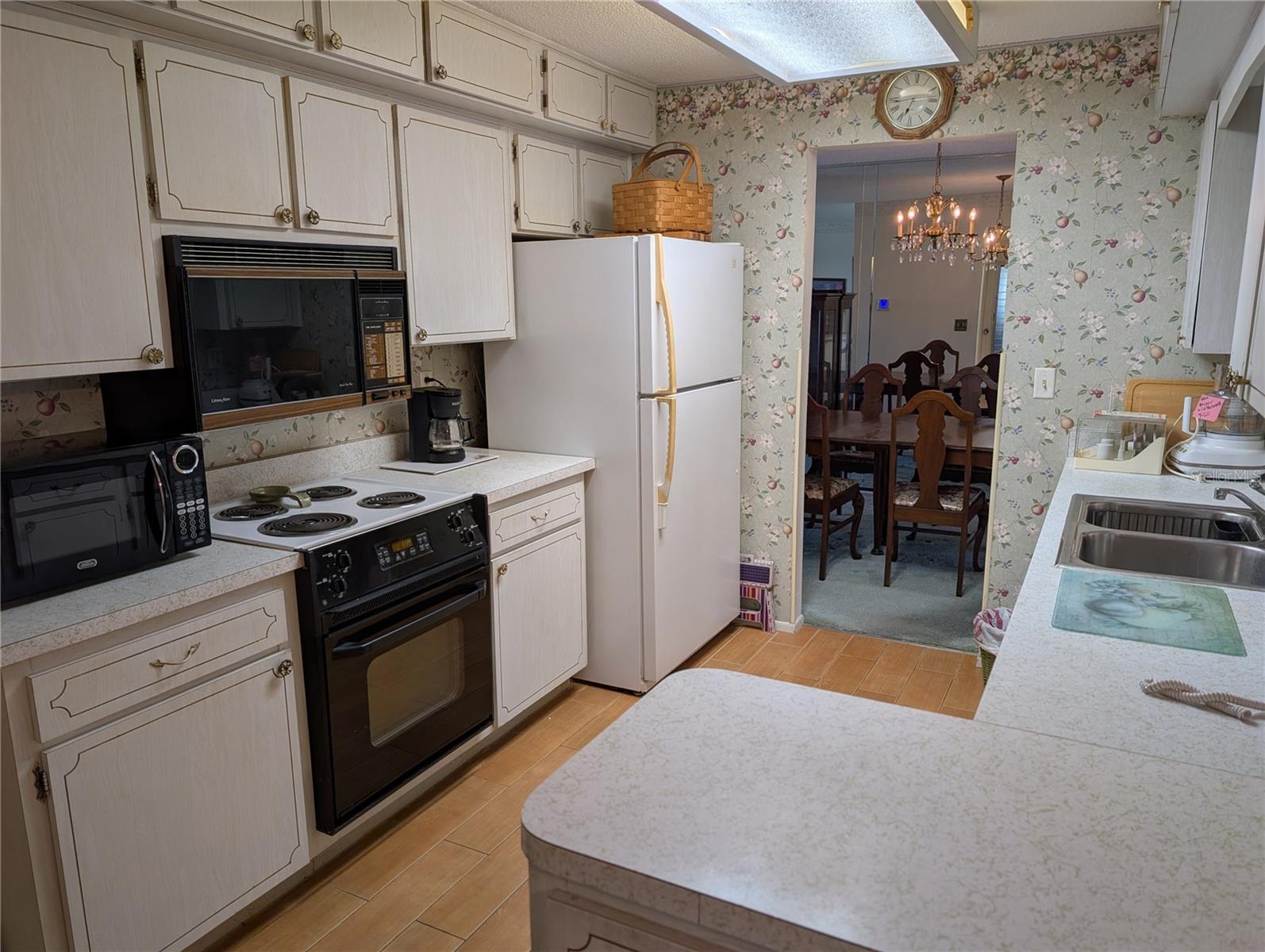 Image 41 of 77 For 9946 39th Way N