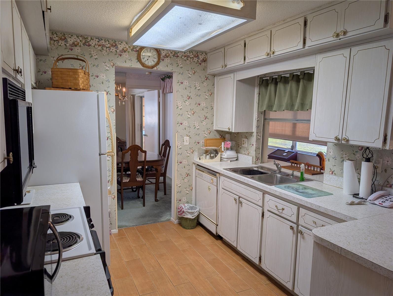 Image 42 of 77 For 9946 39th Way N