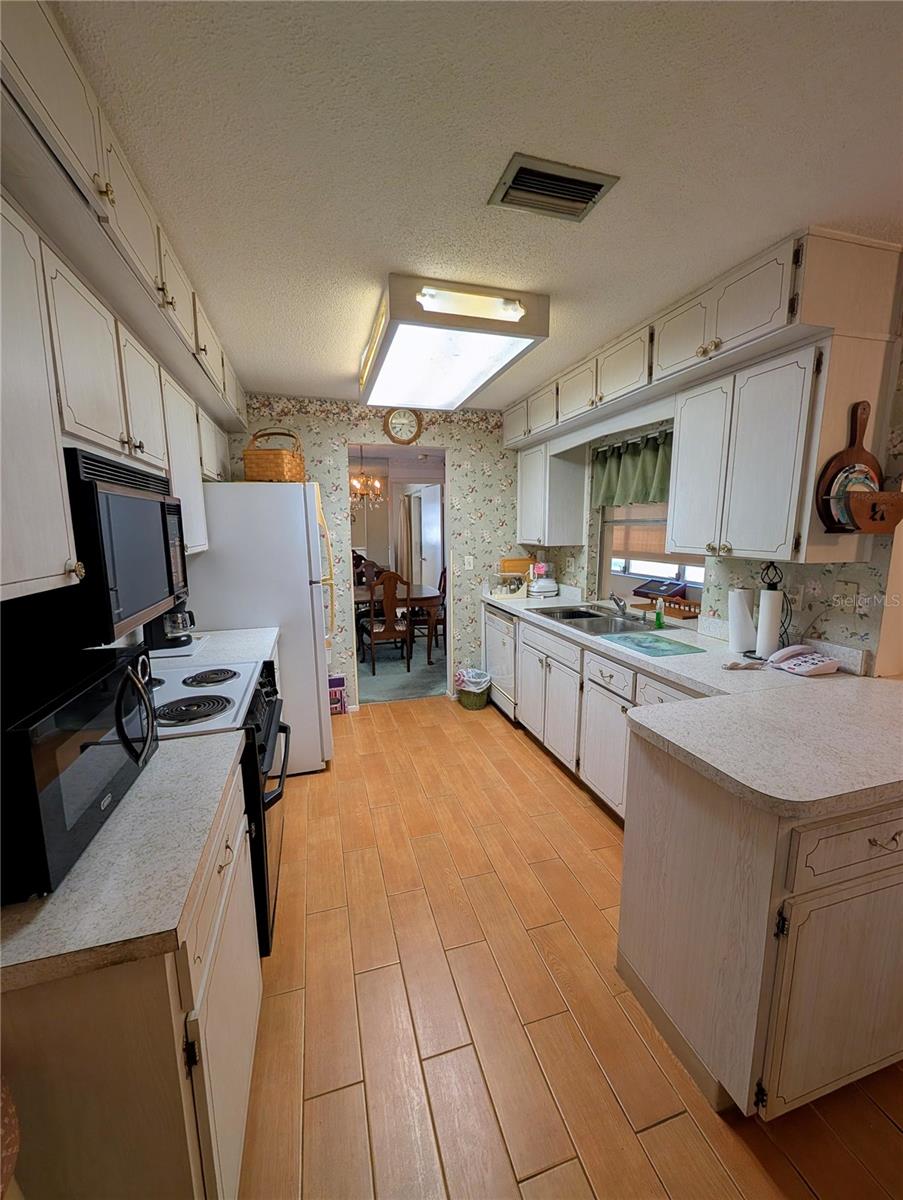 Image 44 of 77 For 9946 39th Way N