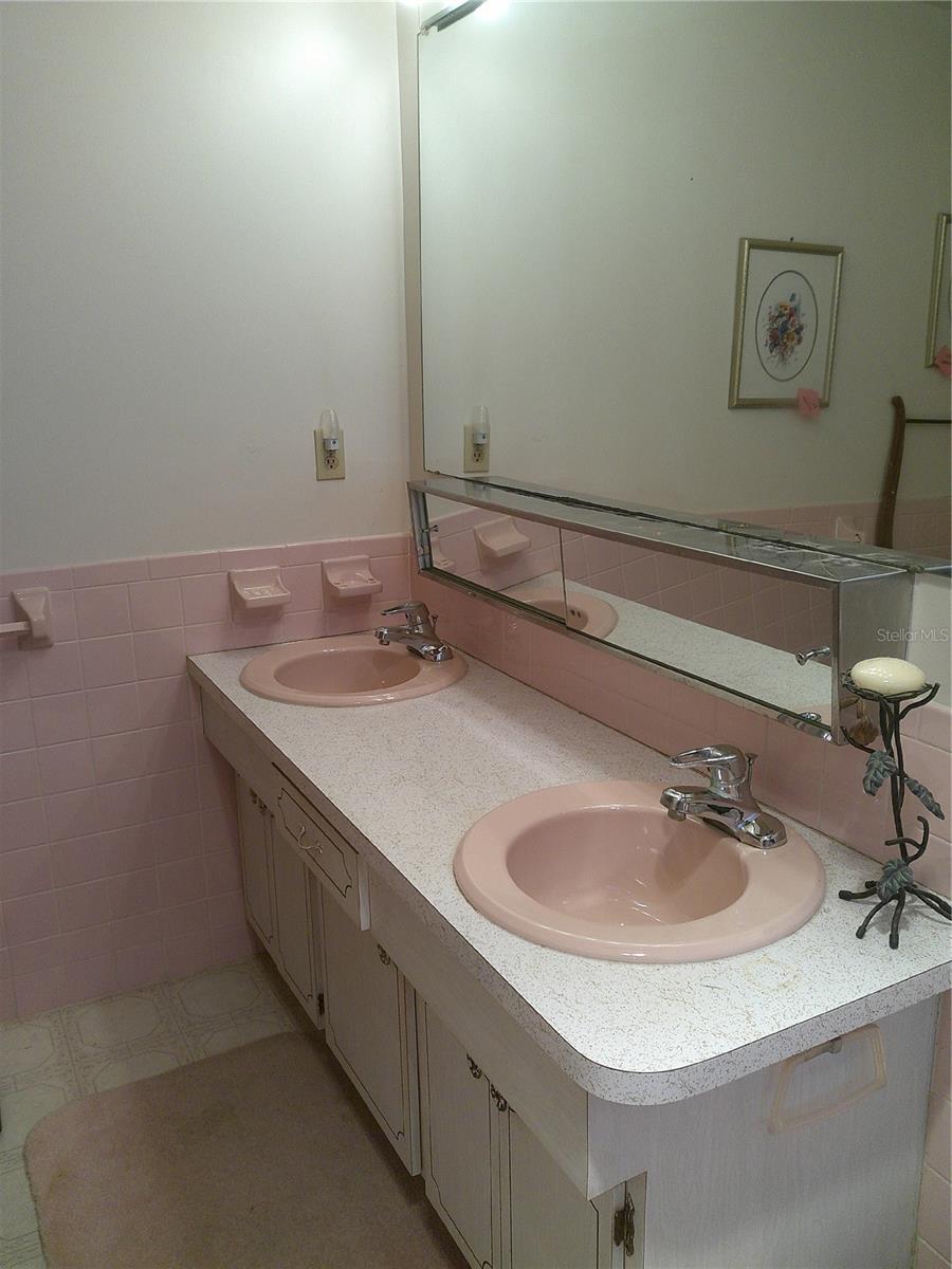 Image 49 of 77 For 9946 39th Way N