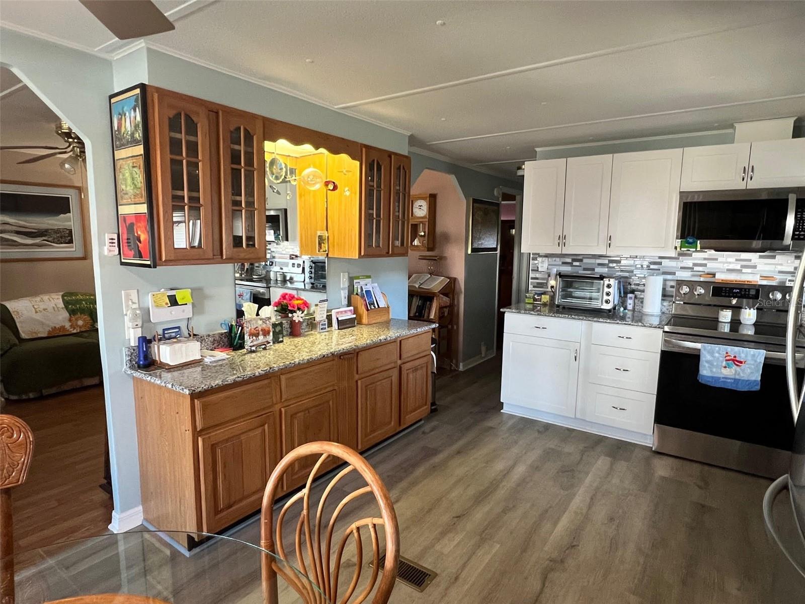 Image 14 of 26 For 12651 Seminole Boulevard 28a