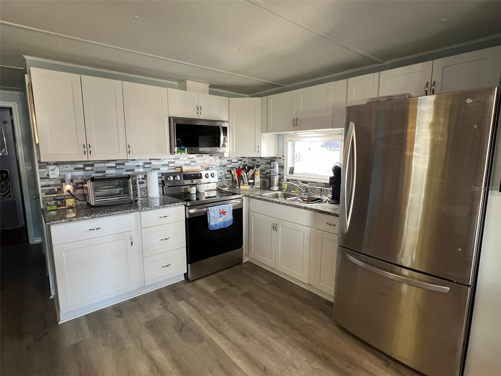 Image 15 of 26 For 12651 Seminole Boulevard 28a