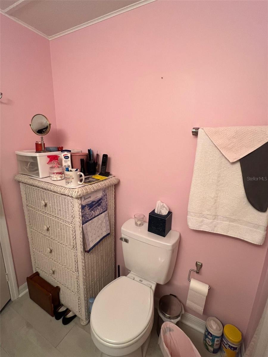 Image 19 of 26 For 12651 Seminole Boulevard 28a