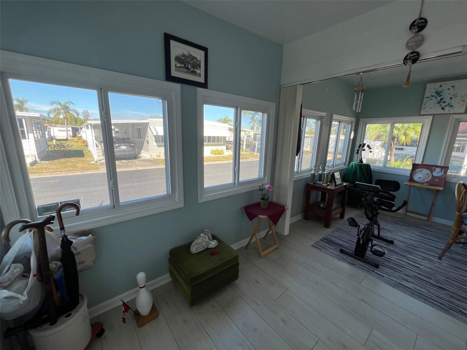 Image 9 of 26 For 12651 Seminole Boulevard 28a