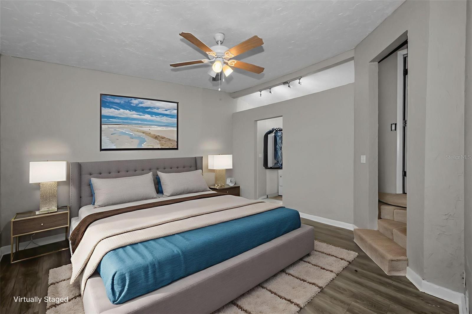 Image 15 of 27 For 1122 Oakwood Street