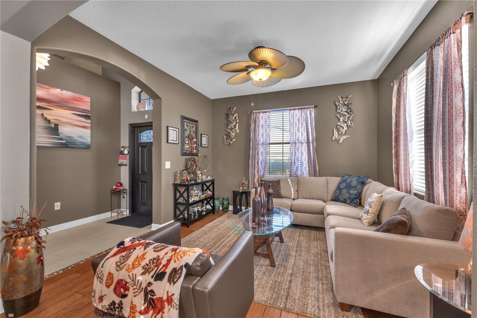 Image 11 of 51 For 20006 Satin Leaf Avenue