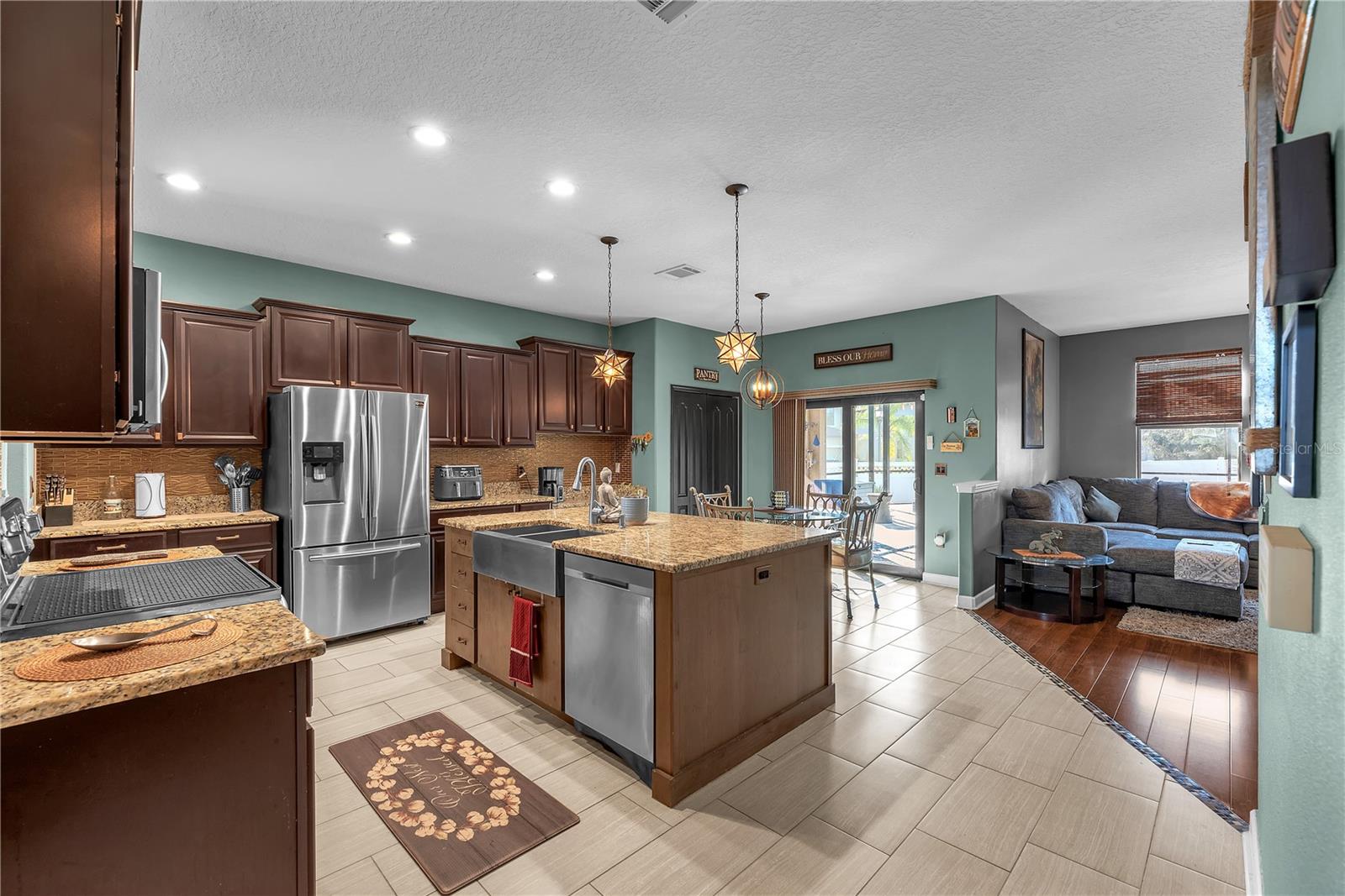 Image 14 of 51 For 20006 Satin Leaf Avenue