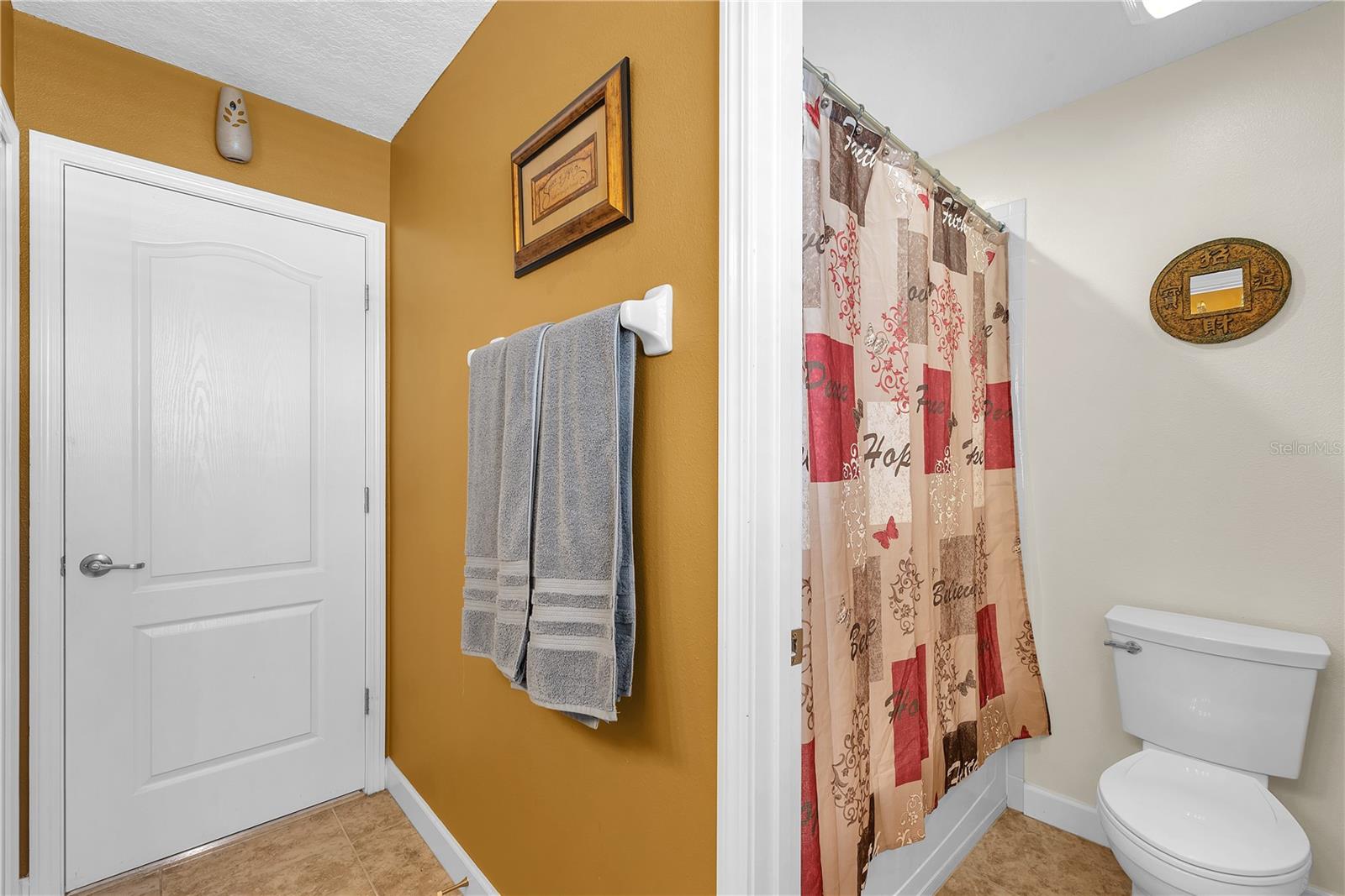 Image 33 of 51 For 20006 Satin Leaf Avenue