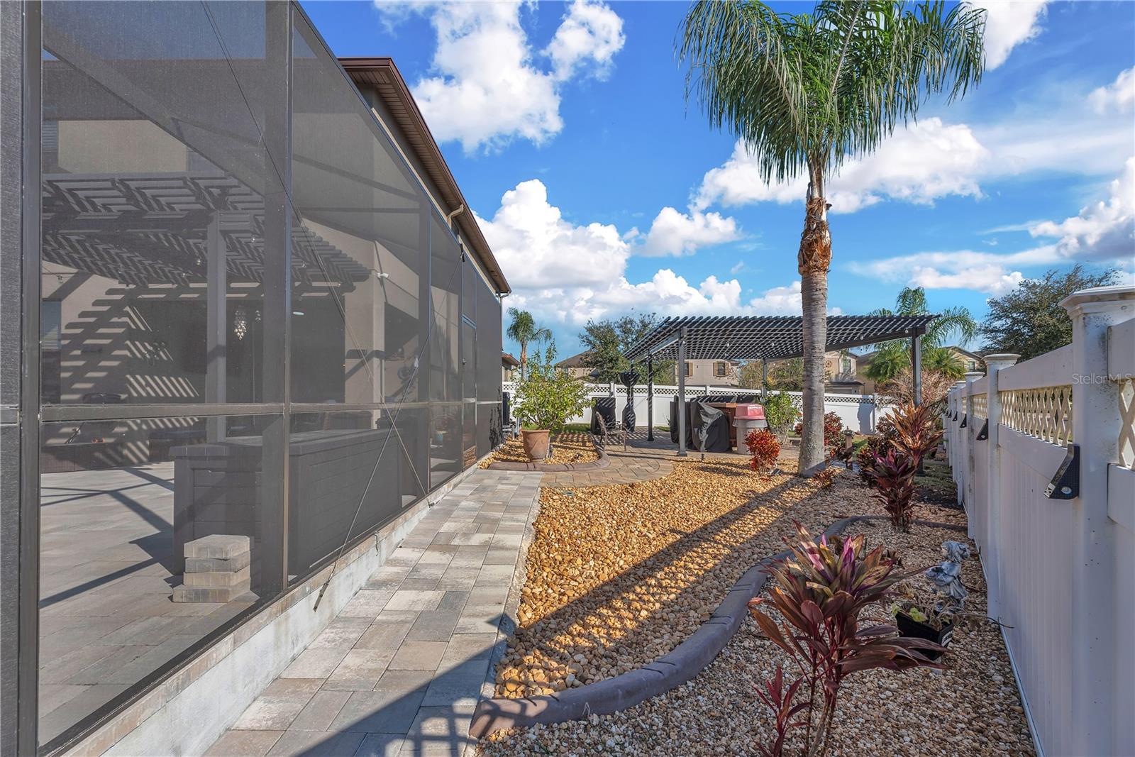 Image 38 of 51 For 20006 Satin Leaf Avenue