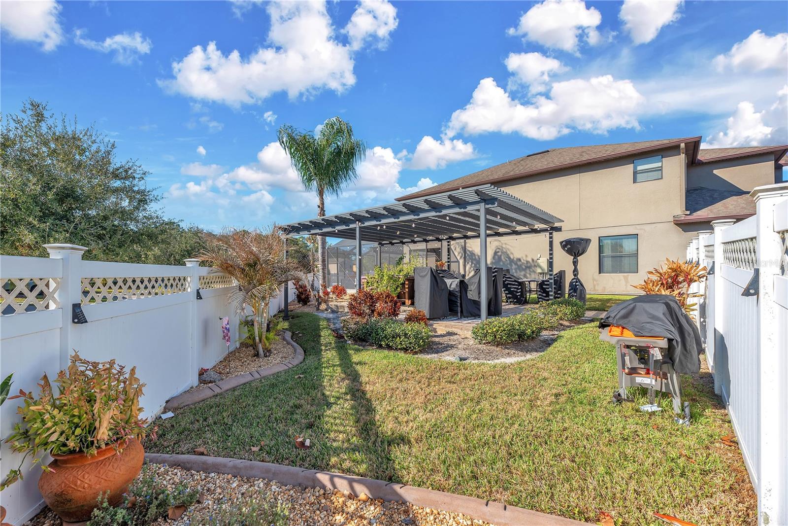 Image 41 of 51 For 20006 Satin Leaf Avenue