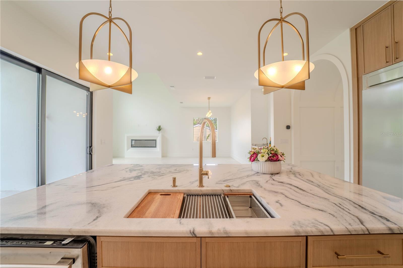 Image 23 of 41 For 4502 Shamrock Road