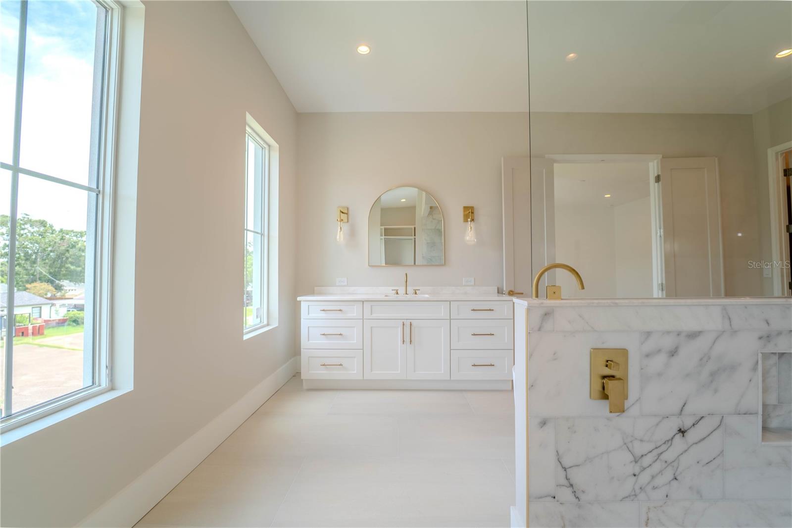 Image 32 of 41 For 4502 Shamrock Road