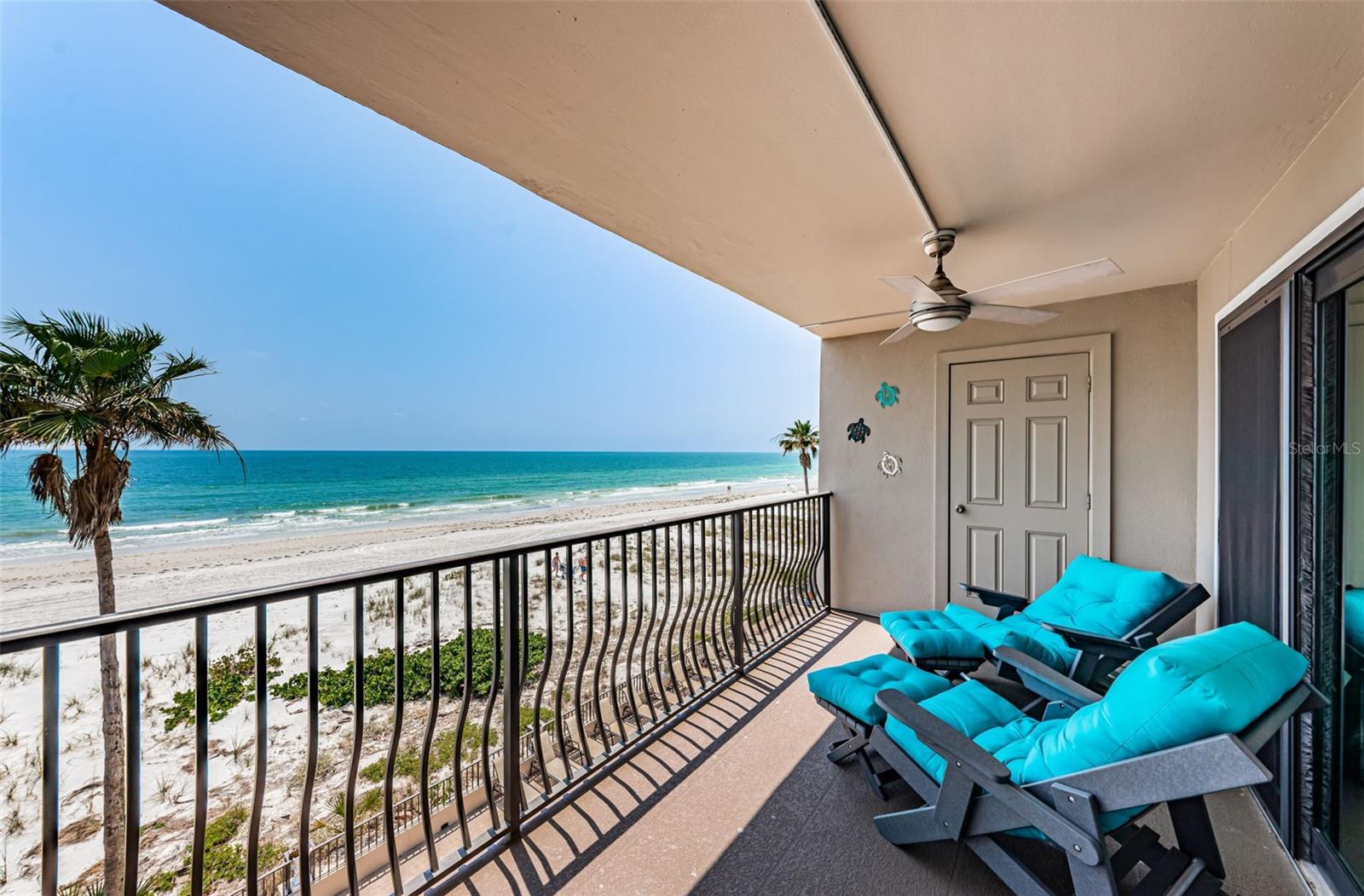 Image 10 of 70 For 13650 Gulf Boulevard 401