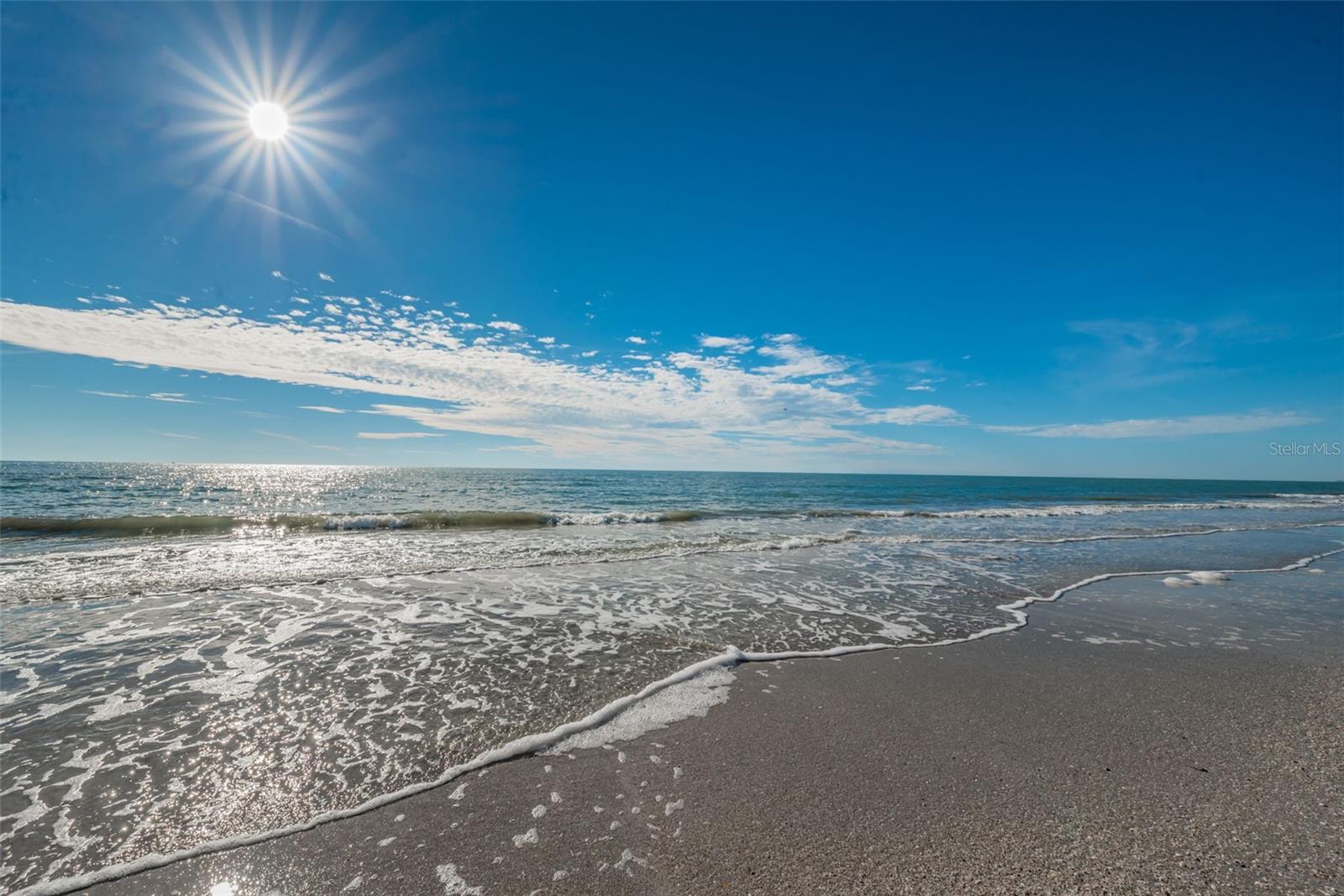 Image 61 of 70 For 13650 Gulf Boulevard 401