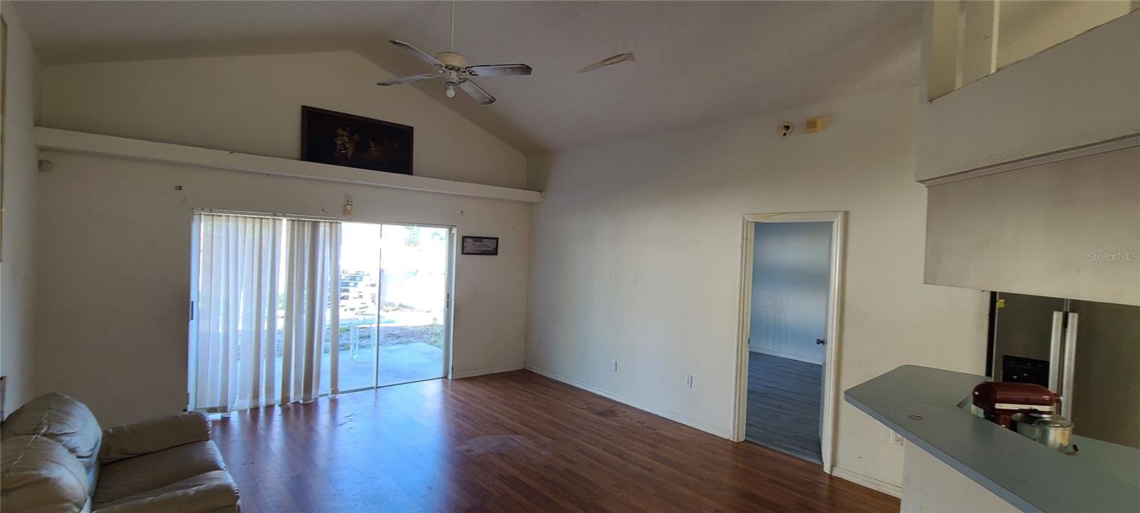 Image 2 of 12 For 1535 Prospect Avenue