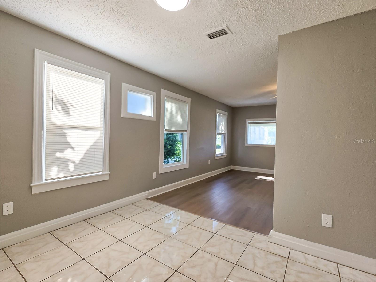 Image 13 of 21 For 3336 Carlisle Avenue S