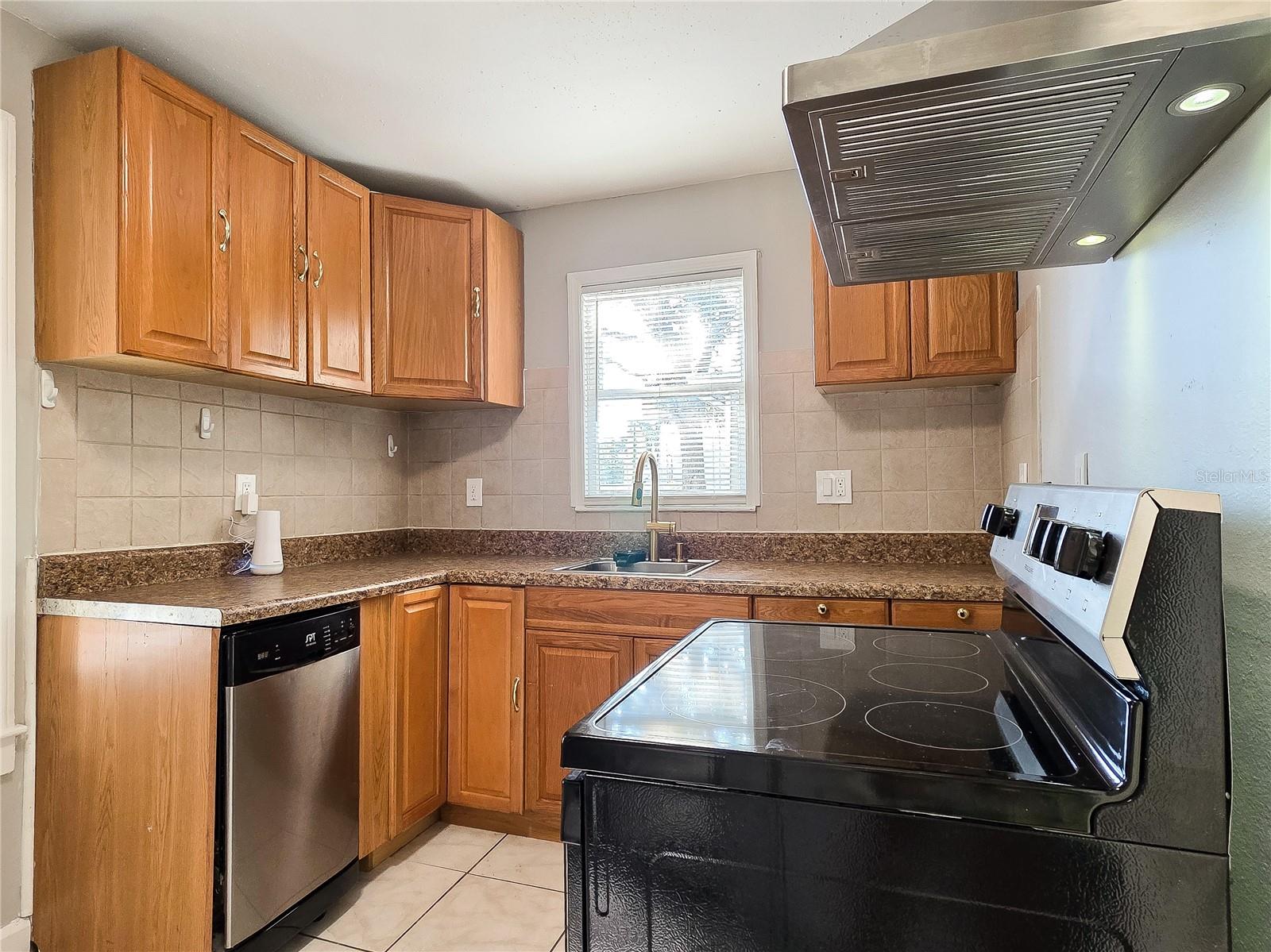 Image 3 of 21 For 3336 Carlisle Avenue S